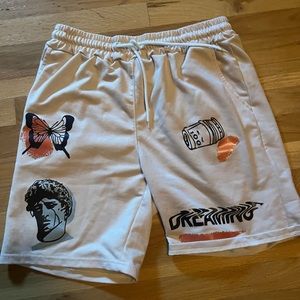 Light beige M shorts